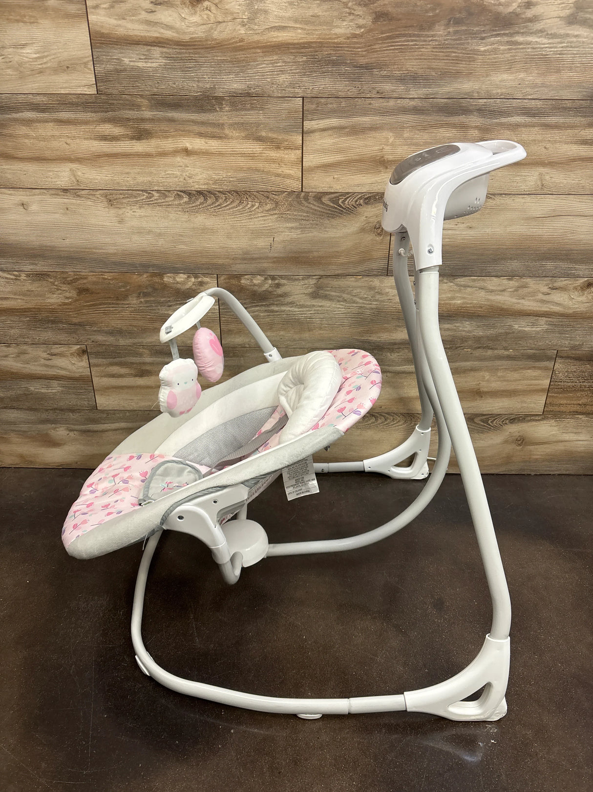 Ingenuity SimpleComfort Compact Swing in Pink Cassidy