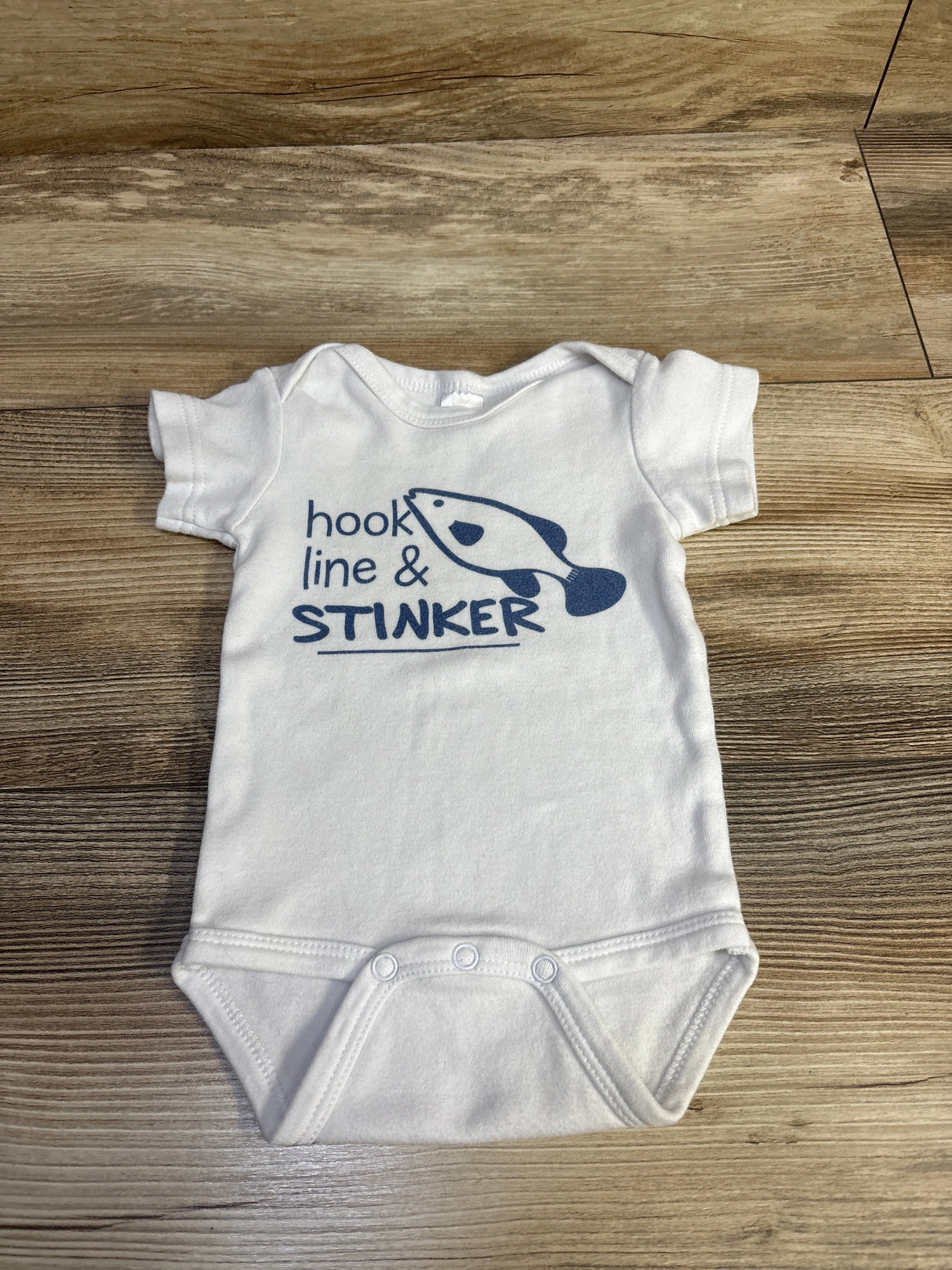 WeeWearz Hook Line & Stinker Bodysuit White sz 3-6m