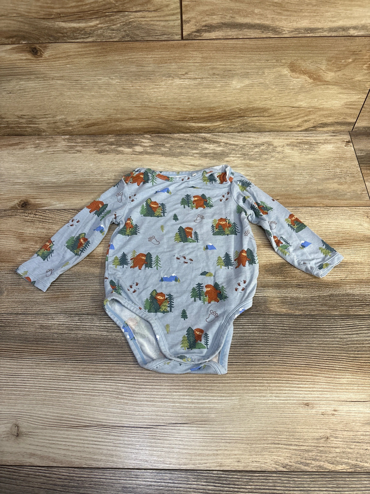 Angle Dear Yeti Long Sleeve Bodysuit Blue sz 6-12m