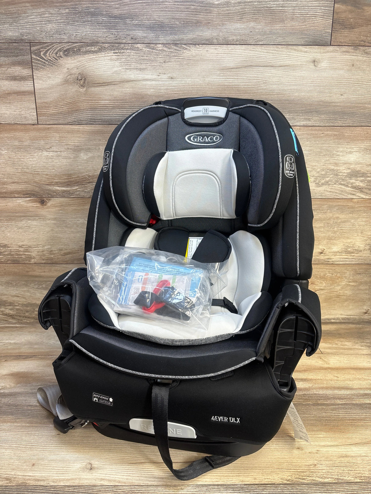 NEW Graco 4Ever DLX 4-in-1 Convertible Car Seat in Fairmont 4-120lbs