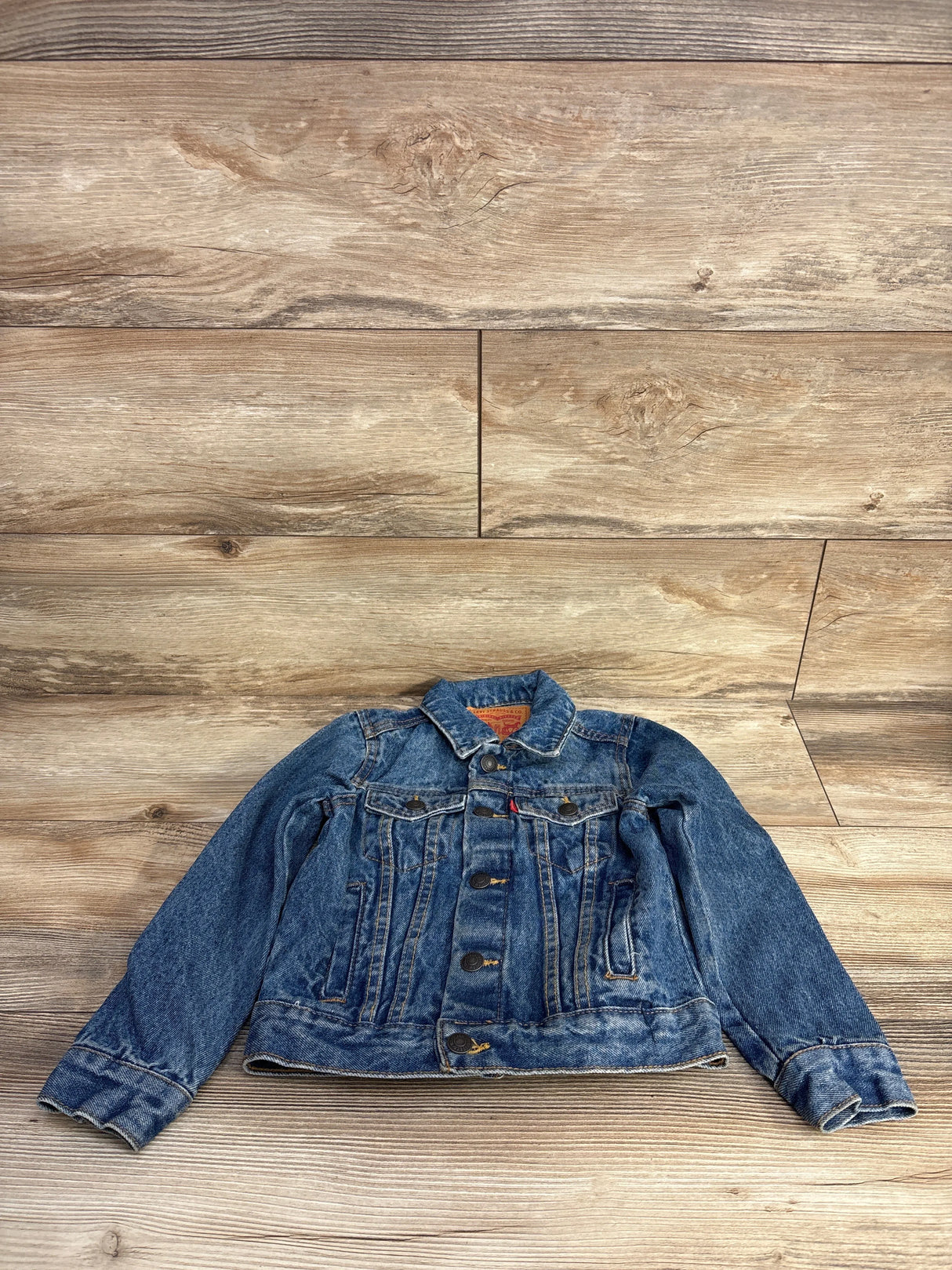 Levi's Trucker Jacket in Medium Wash sz 4T