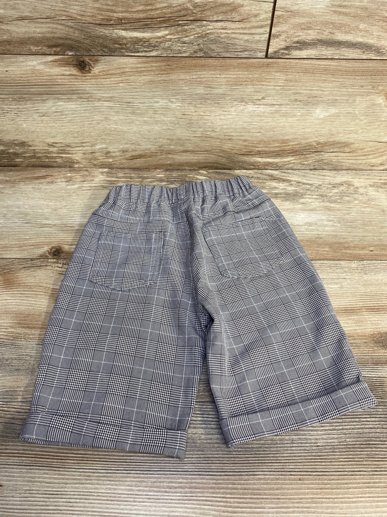 Pull On Shorts Grey sz 4-5T - Me n Mommy To Be