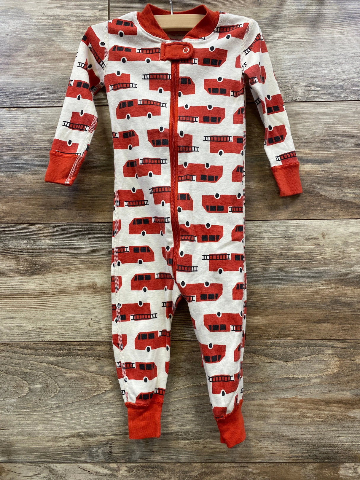Hanna Andersson 2-Way Zip Sleeper Firetrucks on Ecru sz 18-24m