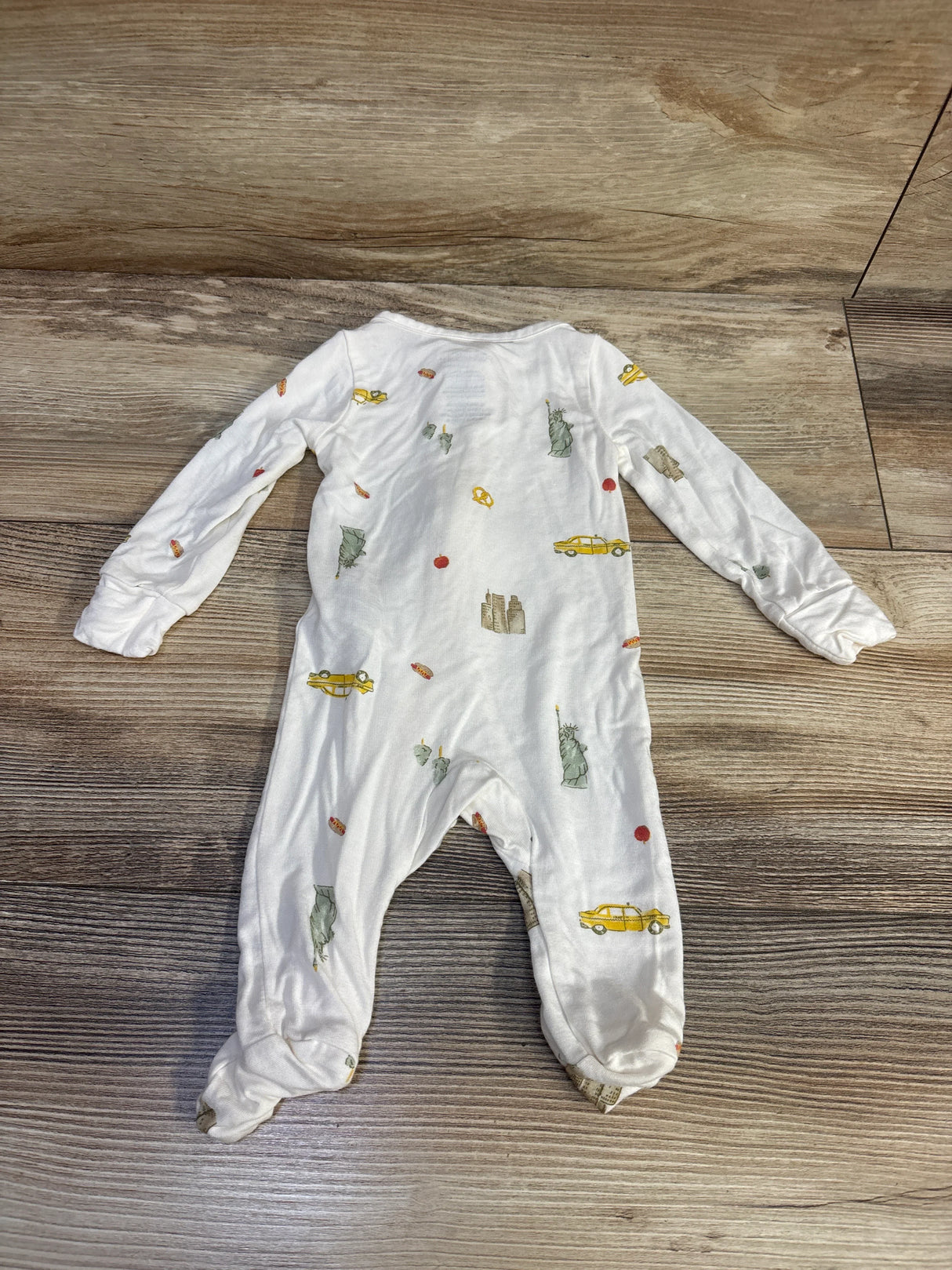 Purely Soft New York Sleeper White sz Newborn