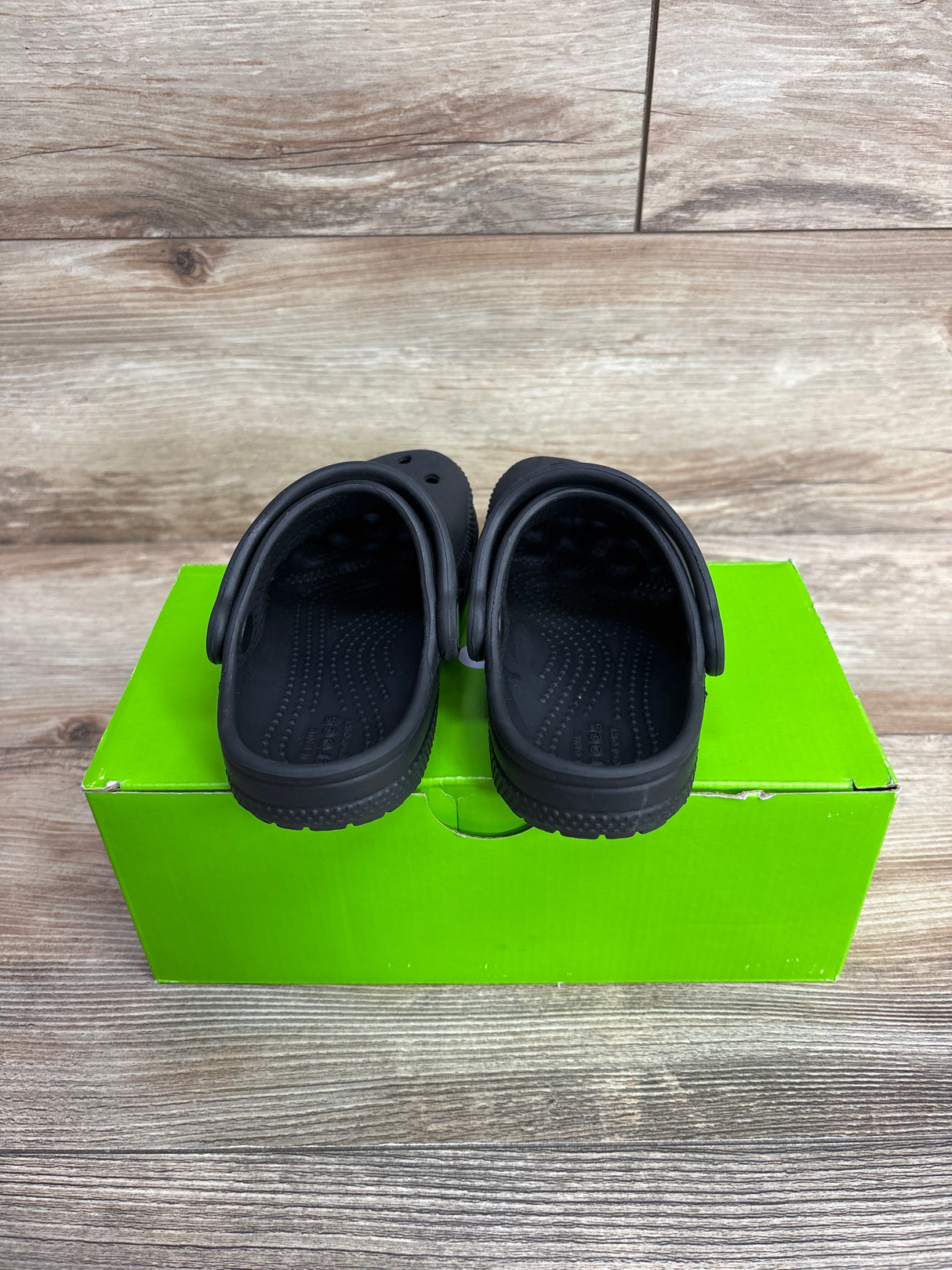 Crocs Classic Clogs Black sz 9c