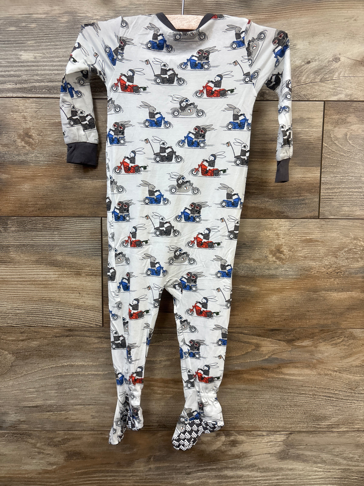 Magnetic Me Modal 'Hares on Hogs' Footie White sz 9-12m