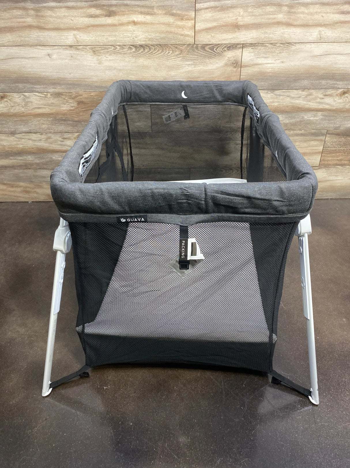 Guava Lotus Travel Crib With Travel Bag in Grey*