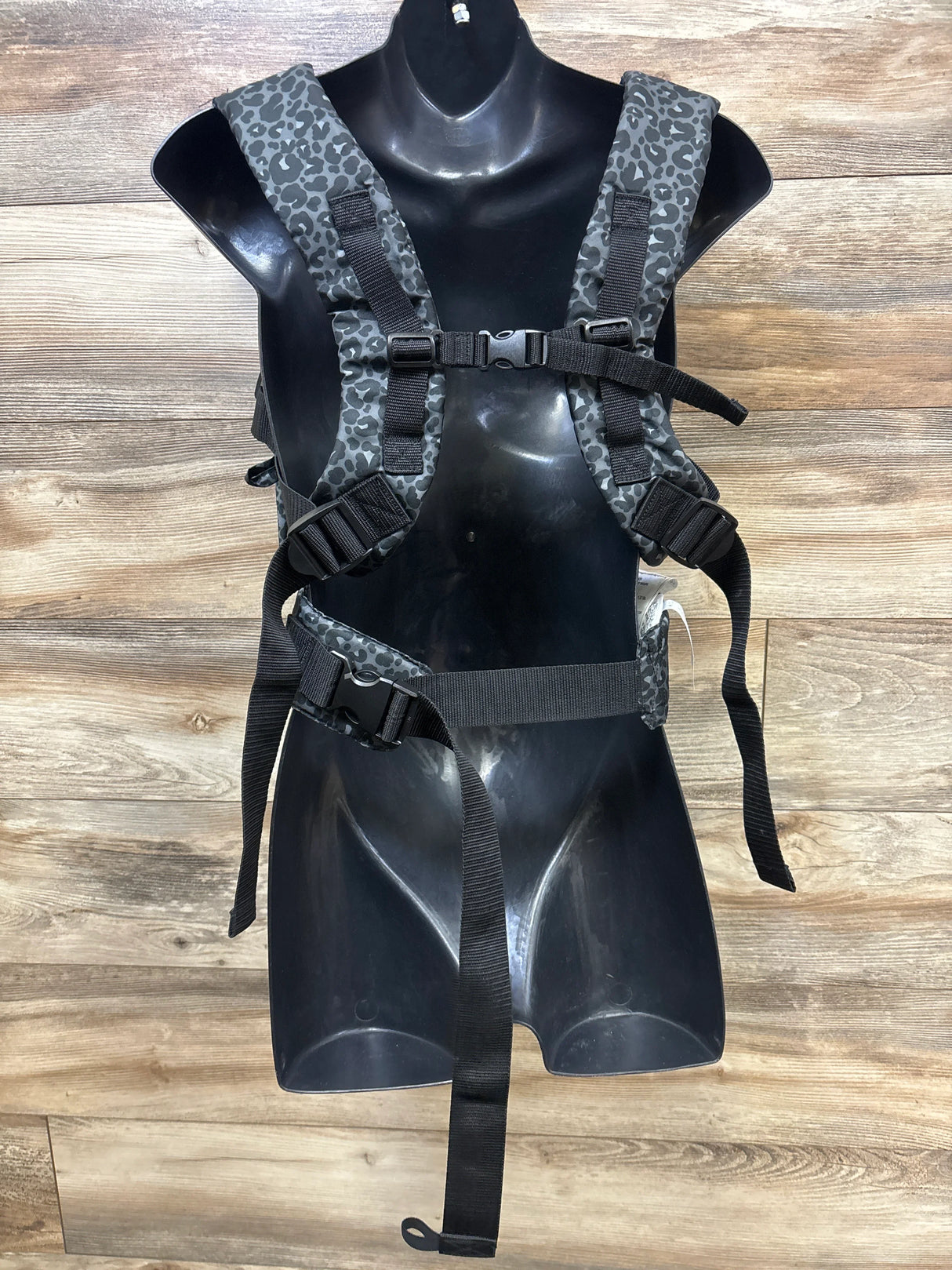 Infantino Flip 4-In-1 Convertible Baby Carrier - Grey Leopard 8-32lbs