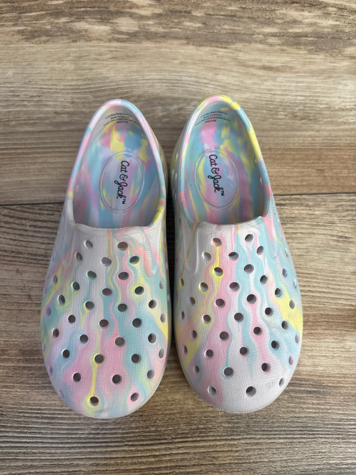 Cat & Jack Jese Slip-On Apparel Water Shoes Multicolor sz 8c - Me n Mommy To Be