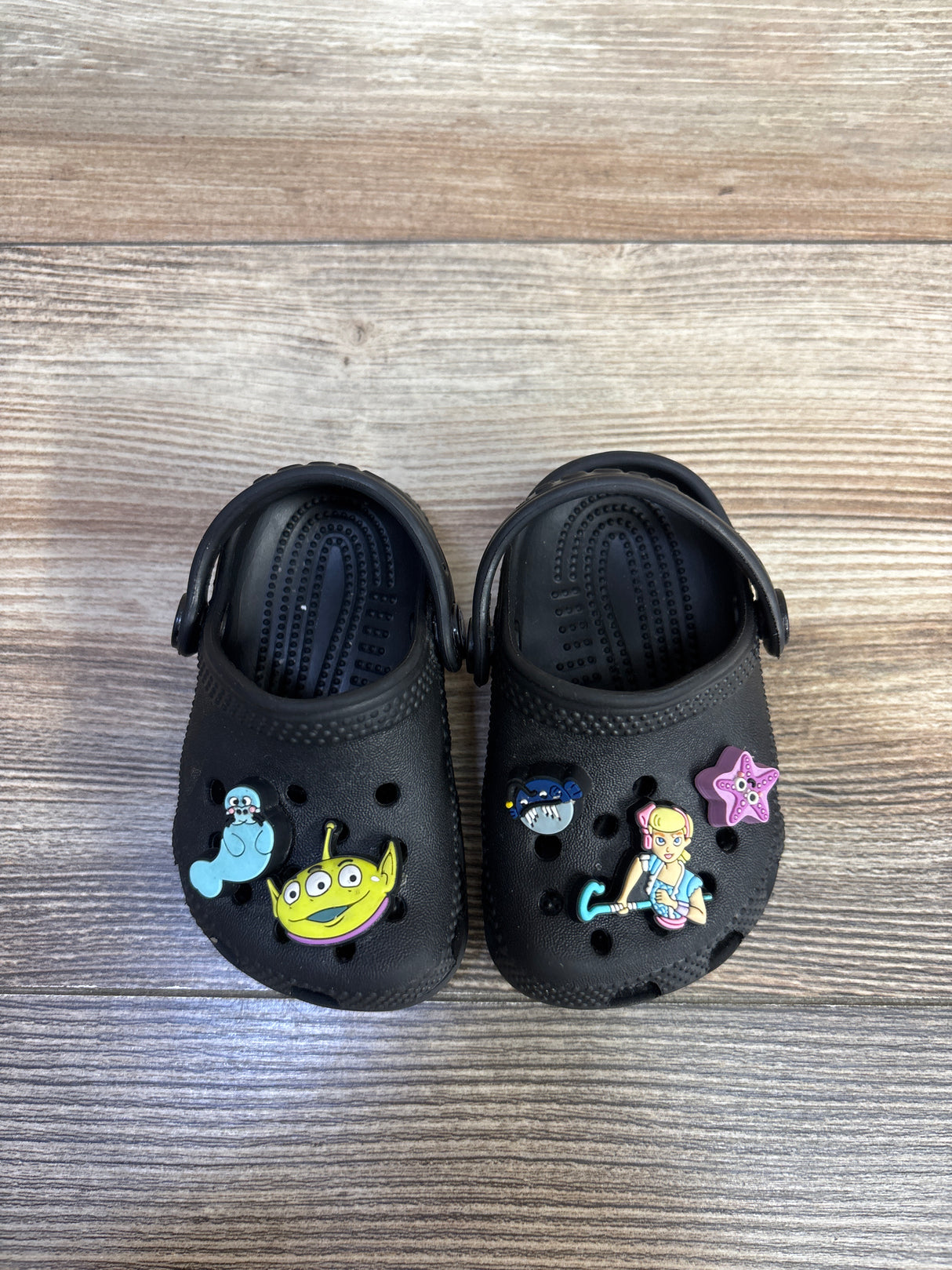 Crocs Classic Clogs Black sz 2/3c