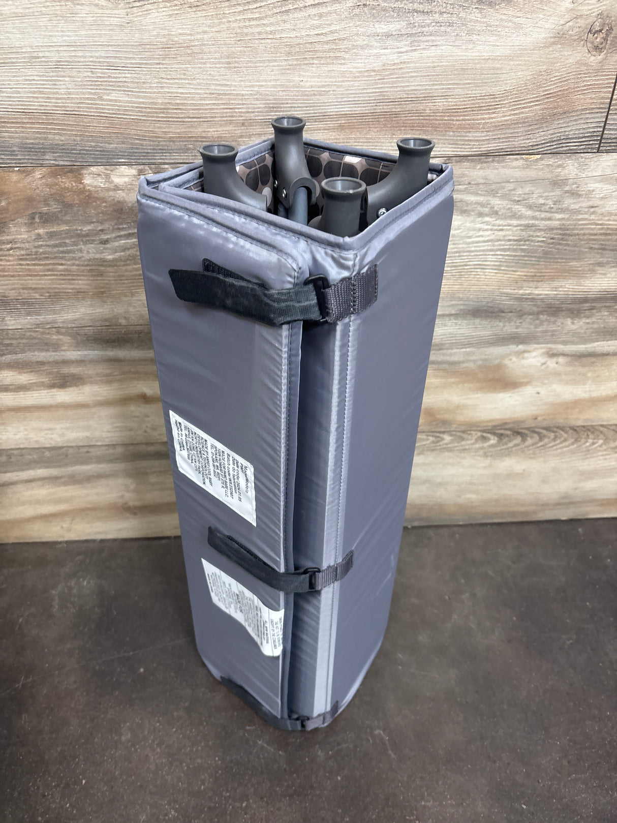 Pamo Babe Portable Playard, Grey*