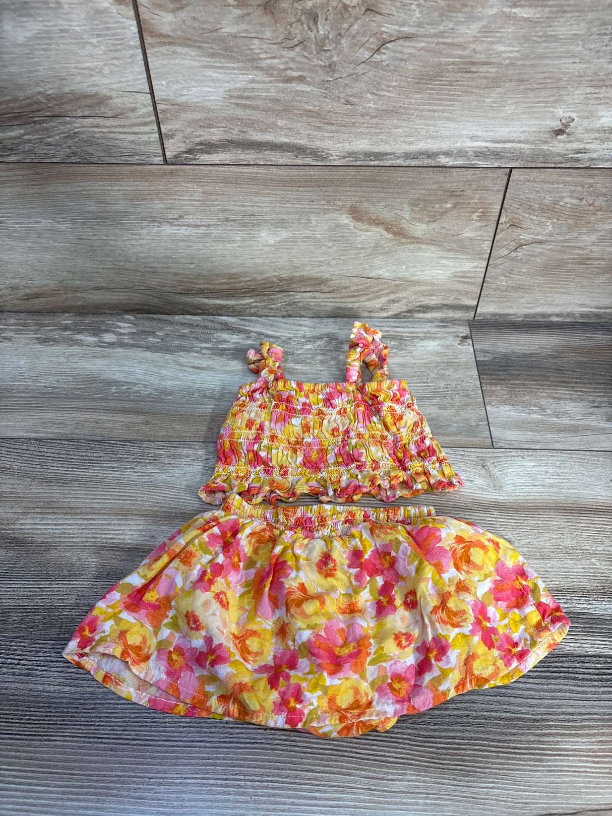 Old Navy 2pc Sleeveless Smocked Top & Skort Set Yellow sz 3-6m