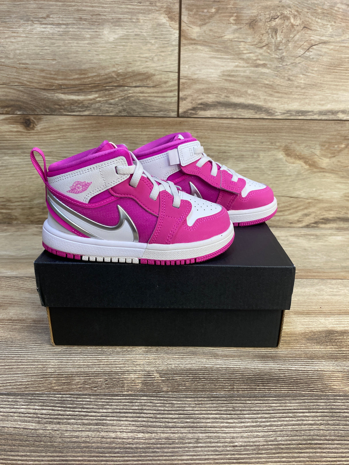 Air Jordan 1 Mid RM EasyOn TD 'Fire Pink' Sneakers sz 8c