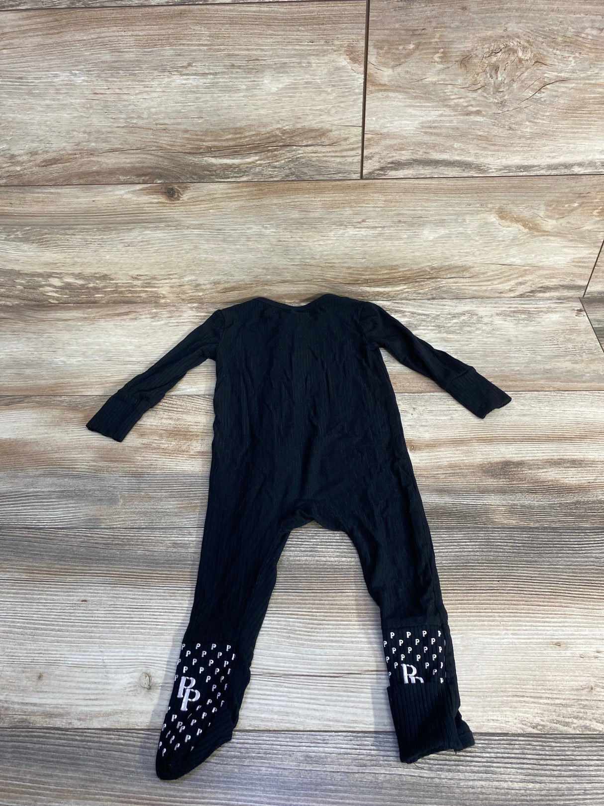 Posh P Ribbed Sleeper Black sz 6-9m