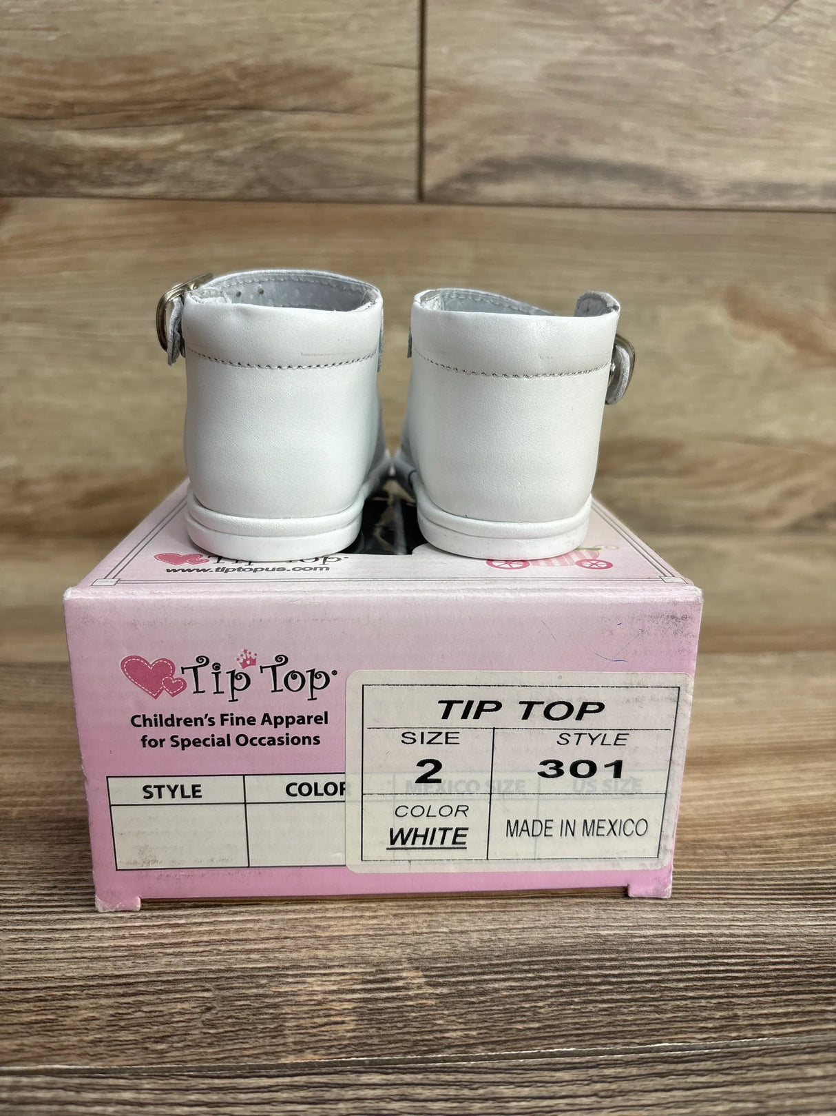 White Tip Top toddler shoes size 2 on original pink box with label for children's fine apparel