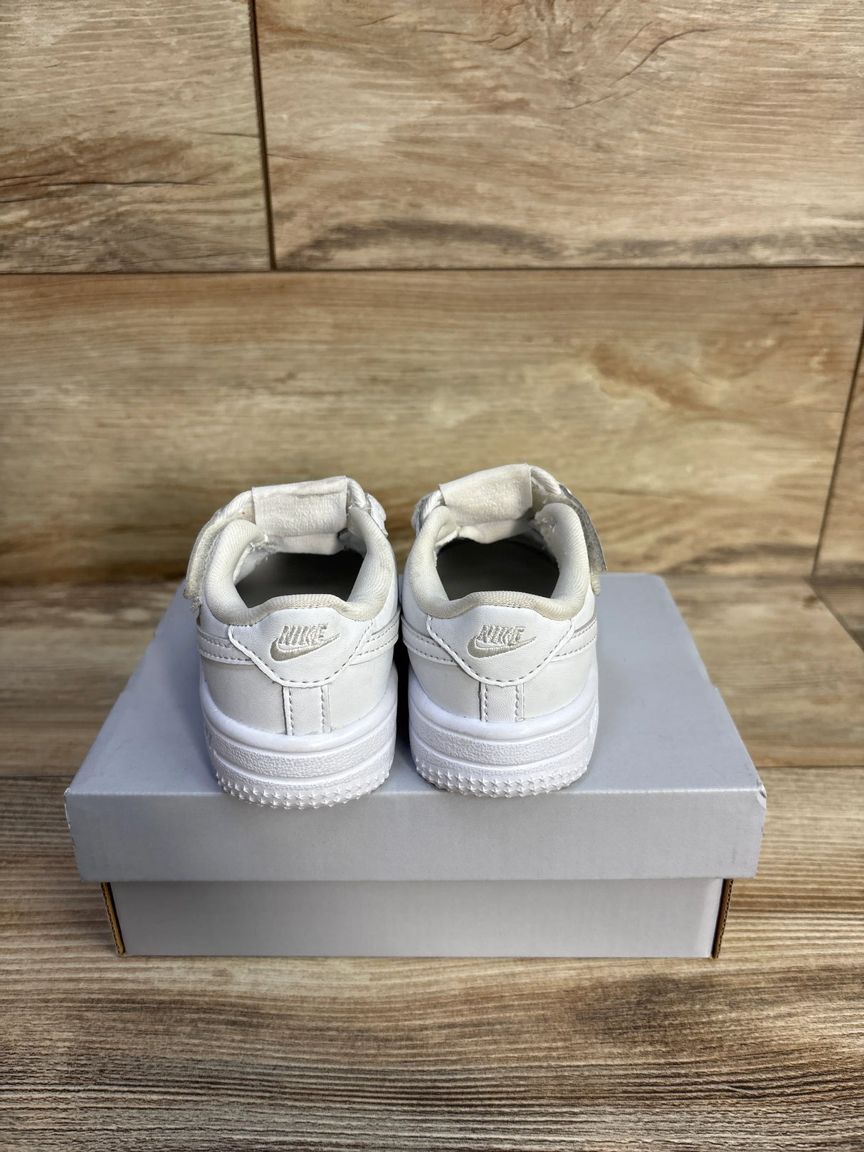 Nike Force 1 Low EasyOn Sneakers White sz 5c