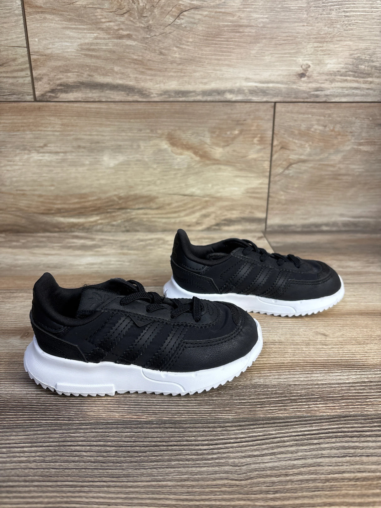 Adidas Originals Retropy F2 Sneakers, Black sz 8c