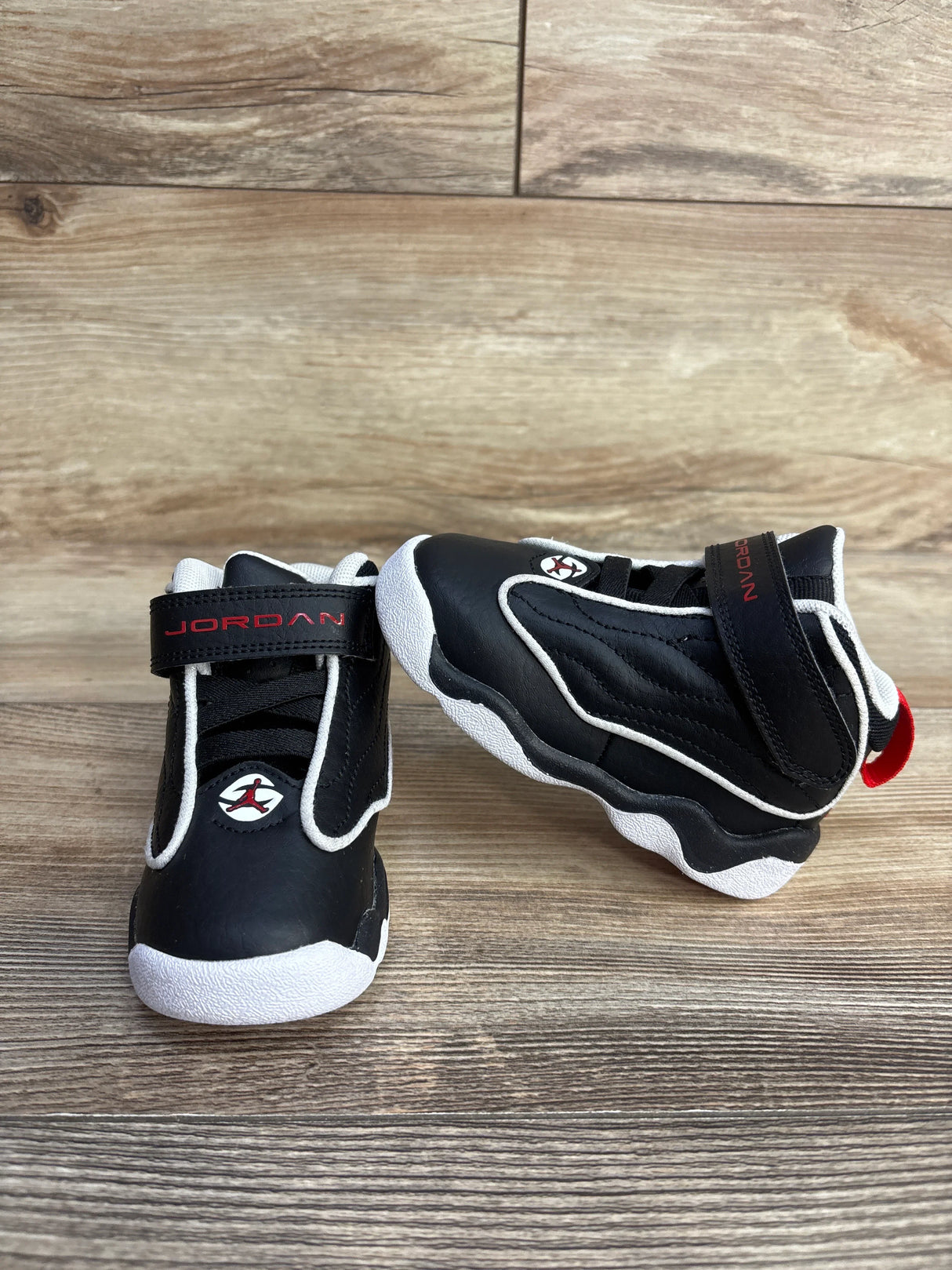 Jordan Pro Strong TD 'Black White' Sneakers sz 5.5c