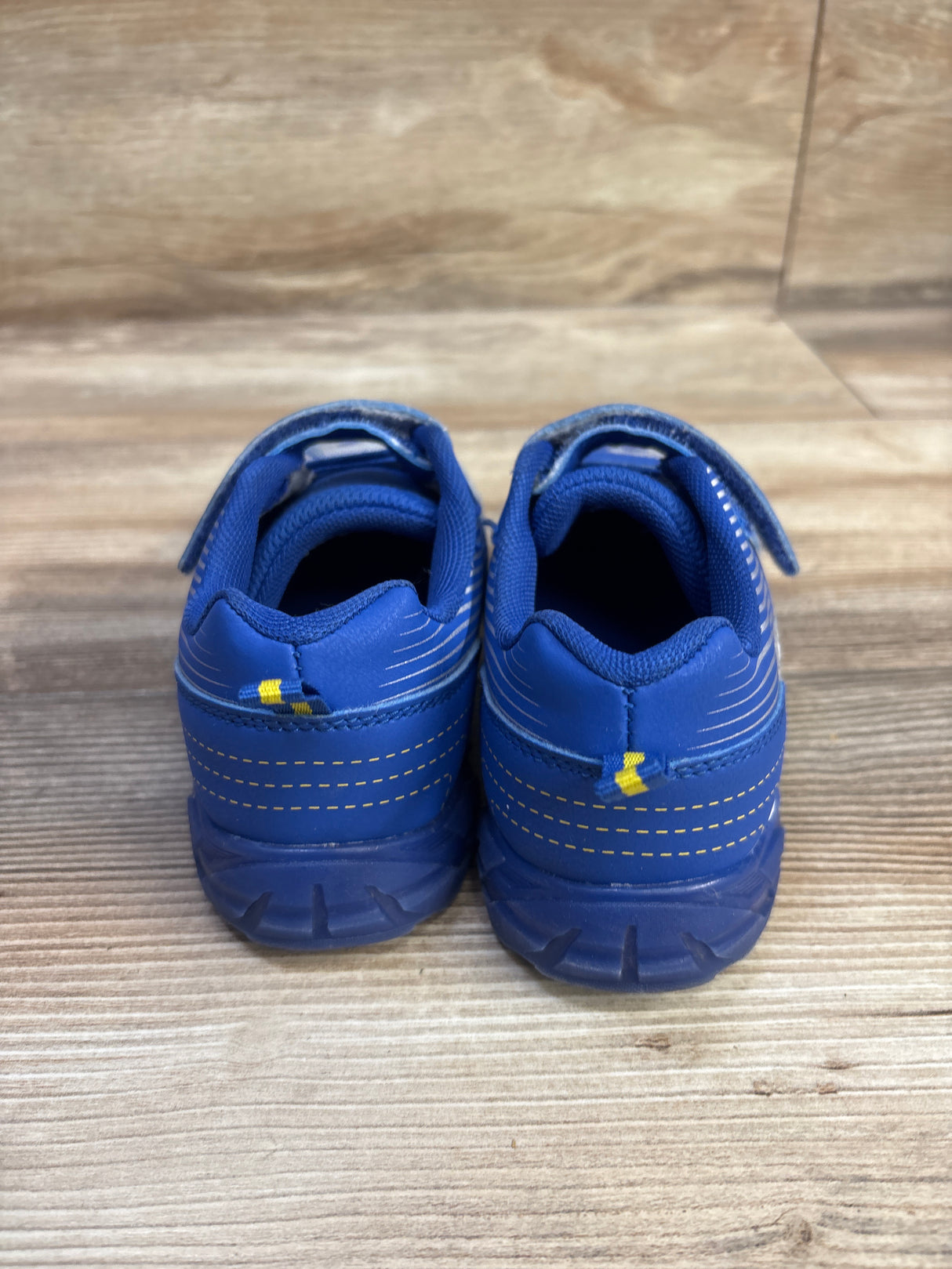 Mickey Mouse Light Up Sneakers Blue sz 11c