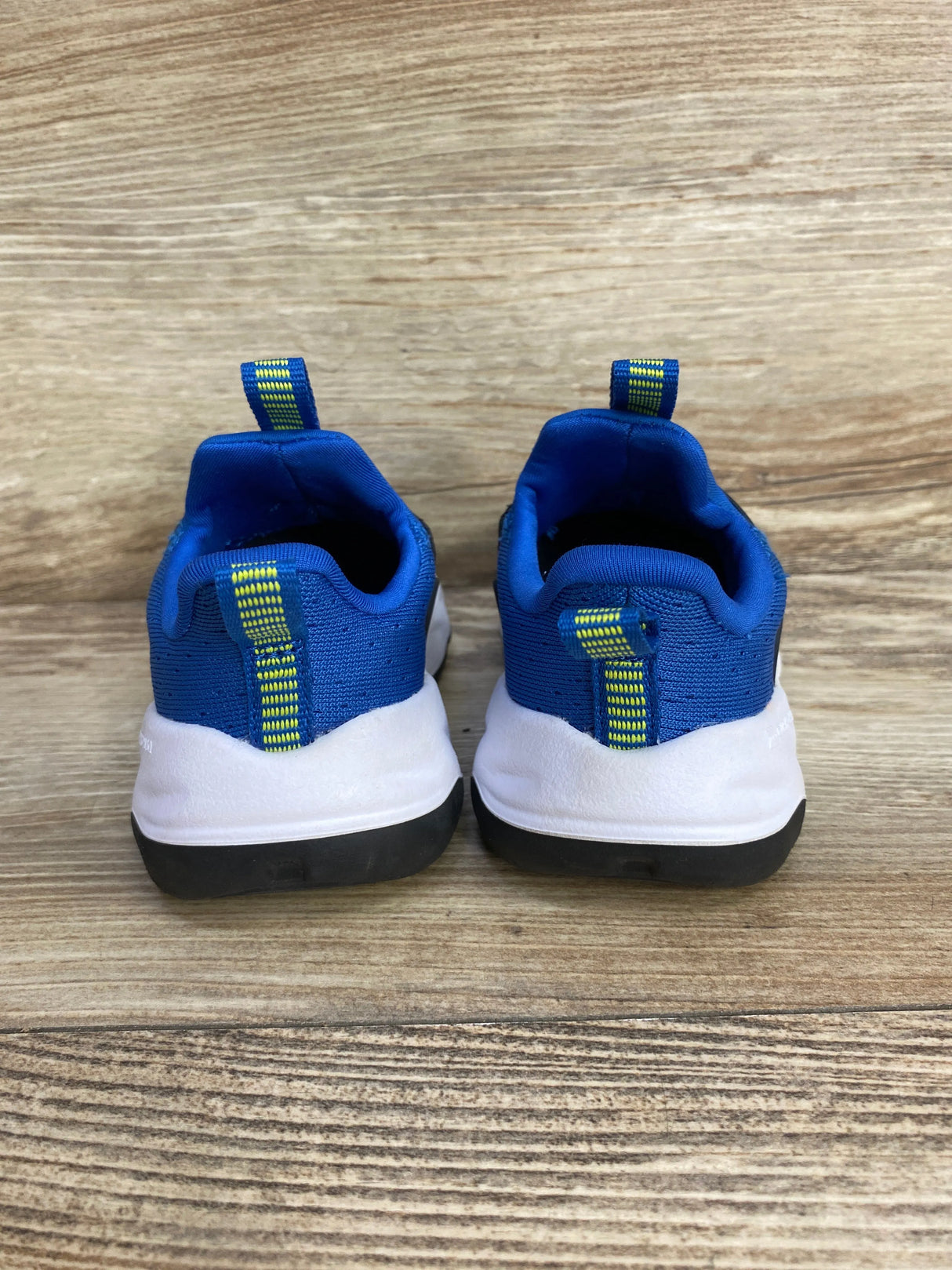 All in Motion Dannie Slip-On Performance Sneakers Blue sz 6c - Me n Mommy To Be