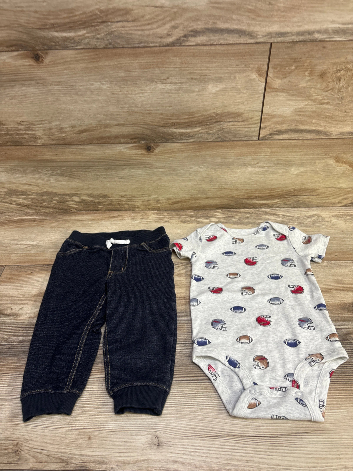 Carter's 2pc Football Bodysuit & Jeggings Set Grey sz 18m