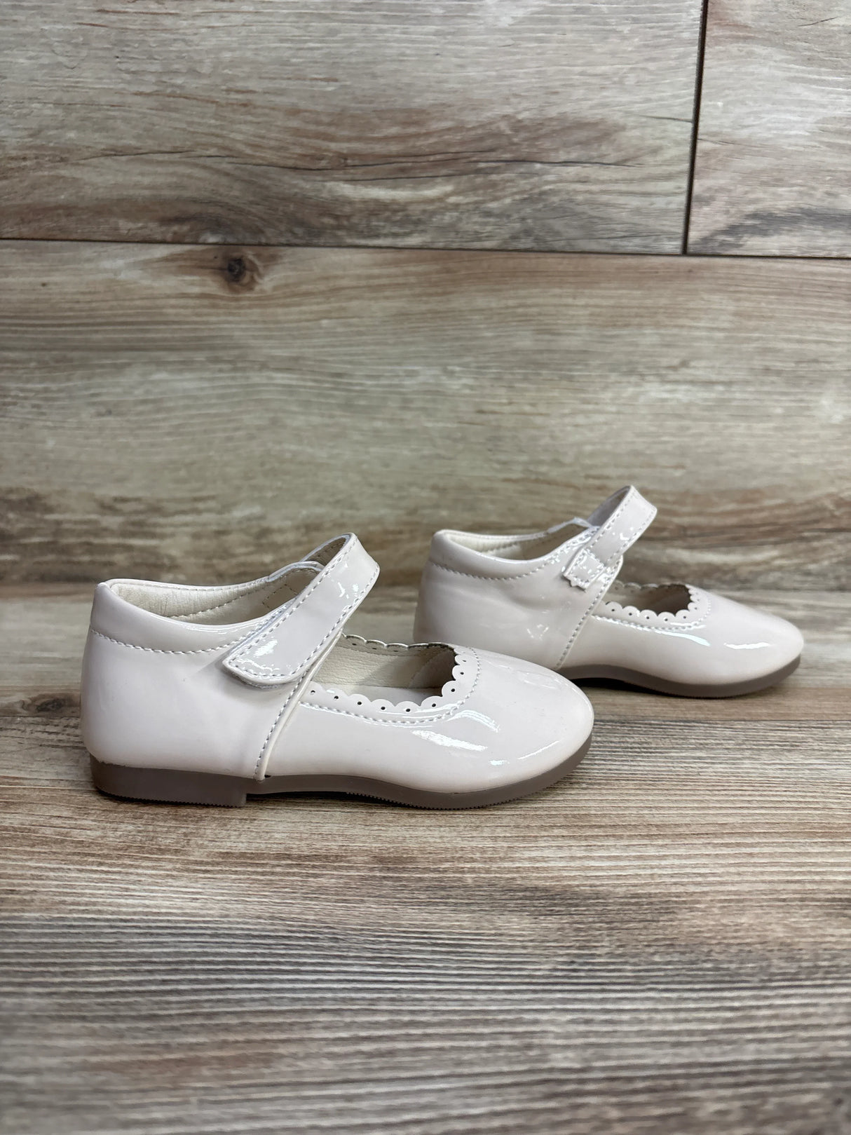 Meckior Mary Jane Flats Beige sz 7/8c