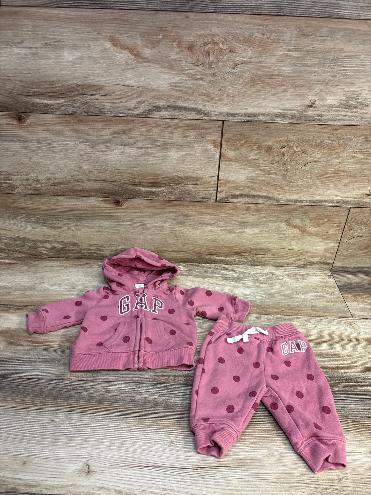 Baby Gap 2pc Polka Dot Full Zip Jacket & Joggers Set Pink sz 0-3m