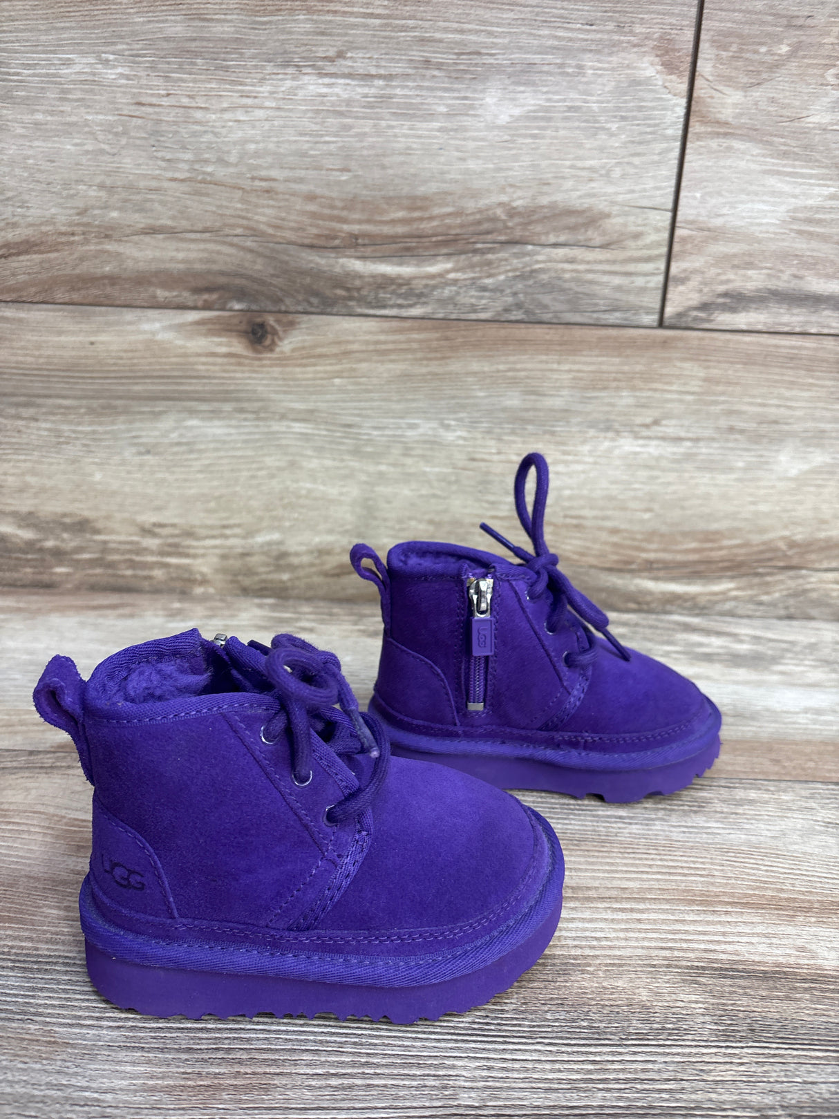 Ugg Neumel II Boots Purple sz 6c