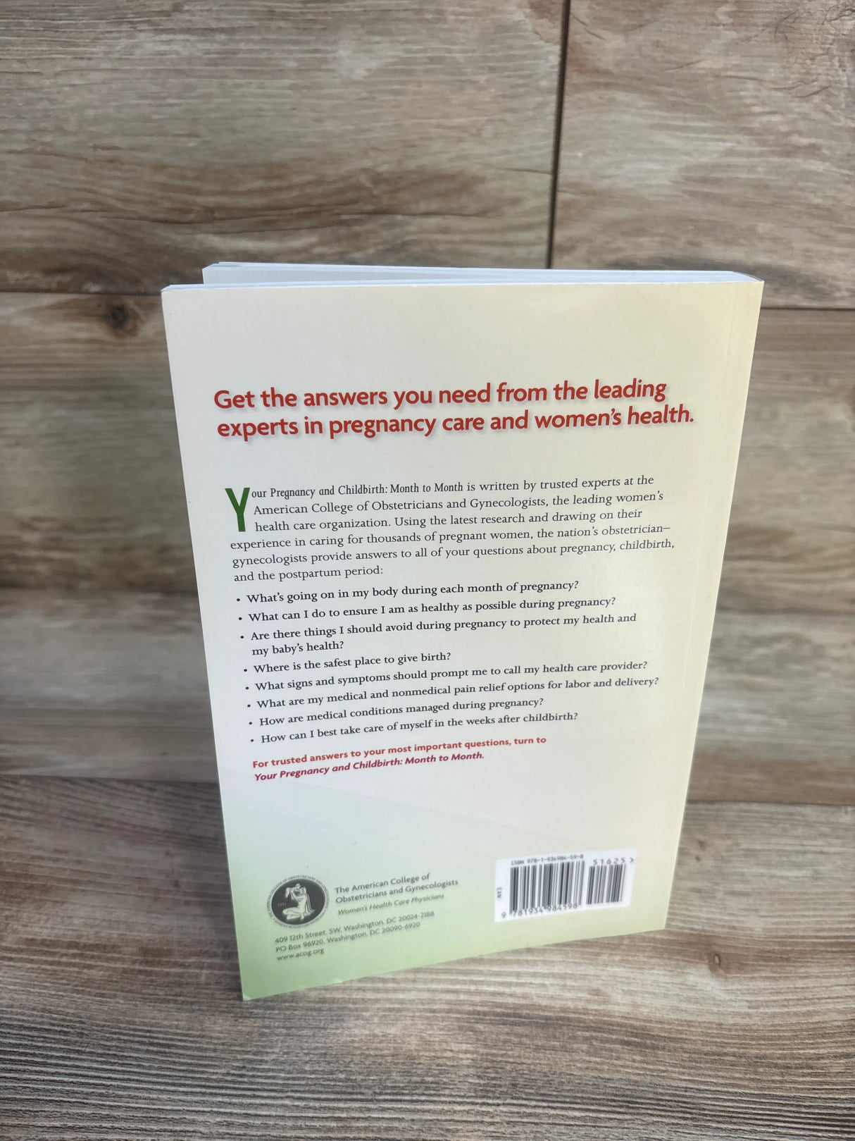 Back cover of Your Pregnancy and Childbirth: Month to Month, Sixth Edition paperback, highlighting expert pregnancy care guidance