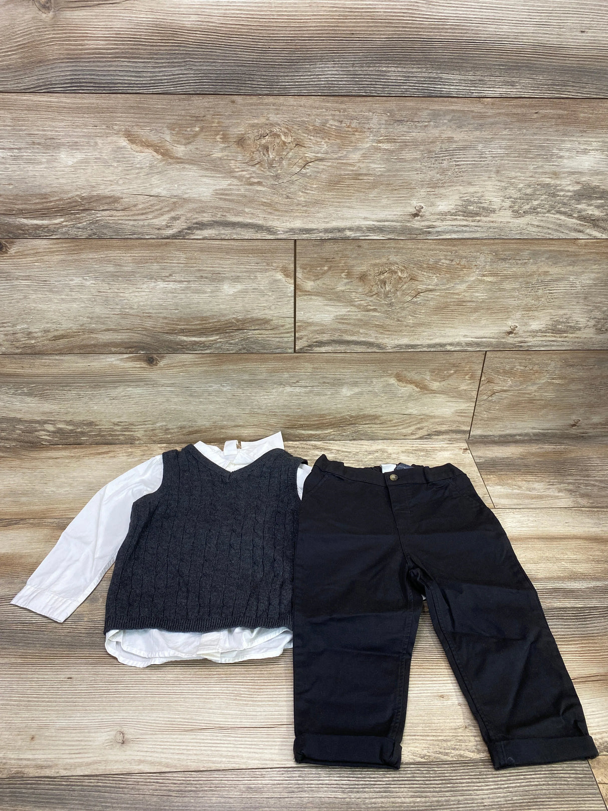 NEW H&M 3pc Knit Vest Set White/Grey sz 2T - Me n Mommy To Be