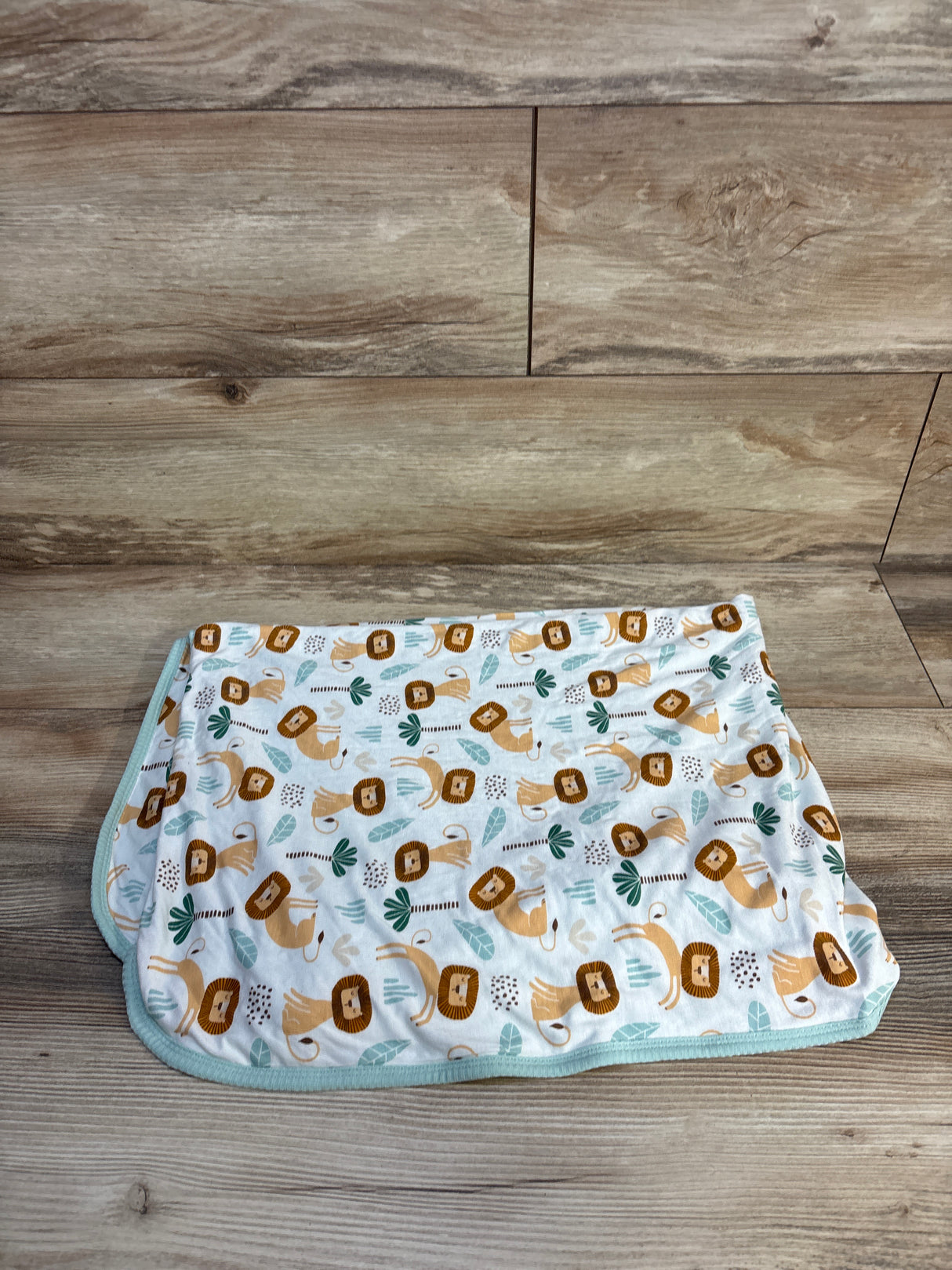 Max & Olivia Newborn Reversible Swaddle Blanket Lion Print