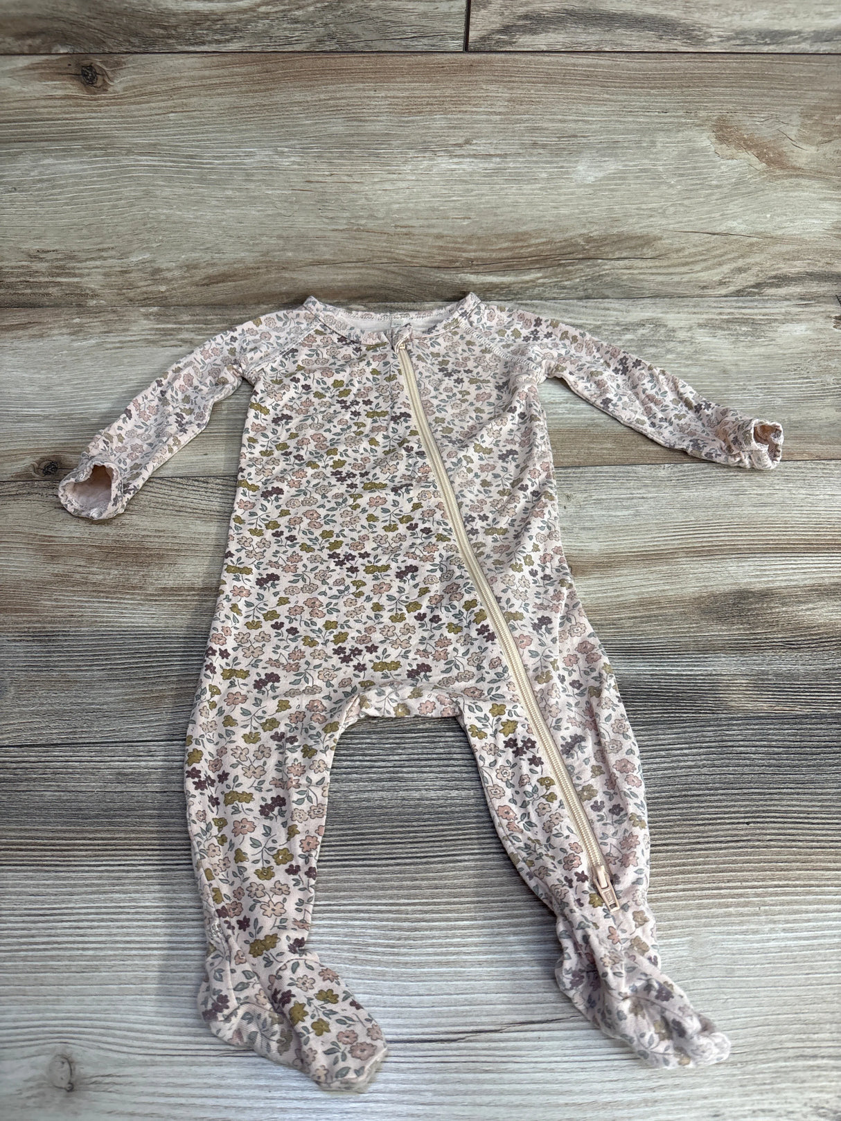 Quincy Mae Floral Sleeper Pink sz 3-6m