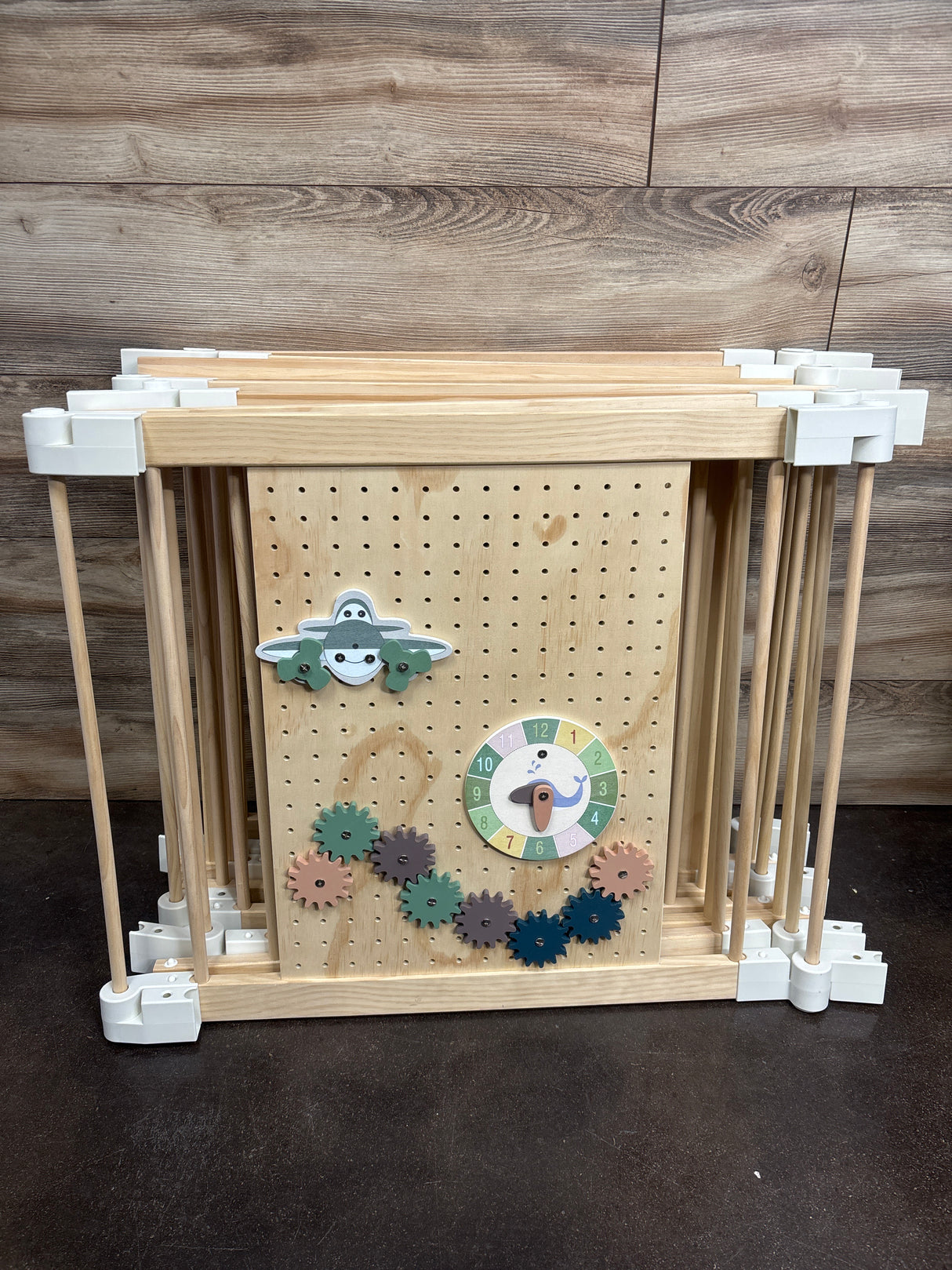 YZNVCG Adjustable Multi-Shape Wooden Play Yard