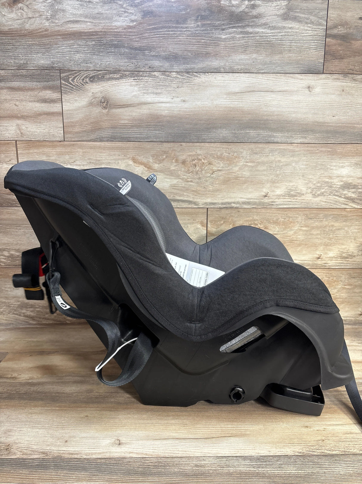 NEW Evenflo Tribute Convertible Car Seat in Saturn Grey 5-40lbs