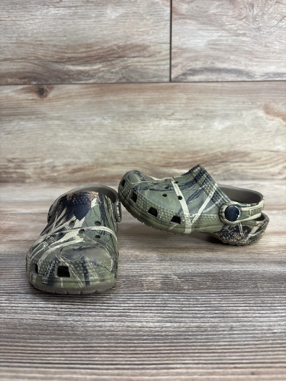 Crocs Classic Clogs Camo sz 7c