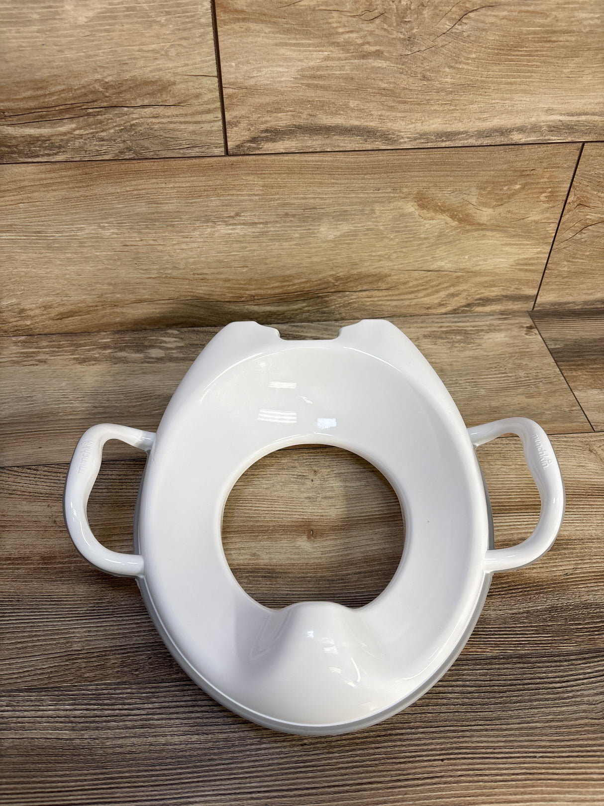 Munchkin Sturdy Potty Training Seat, Grey
