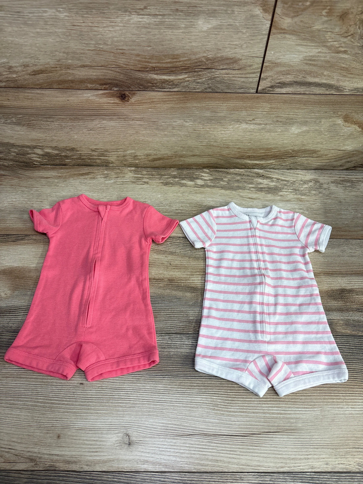 Hanes 2pk Shortie Sleepers Pink sz 0-6m