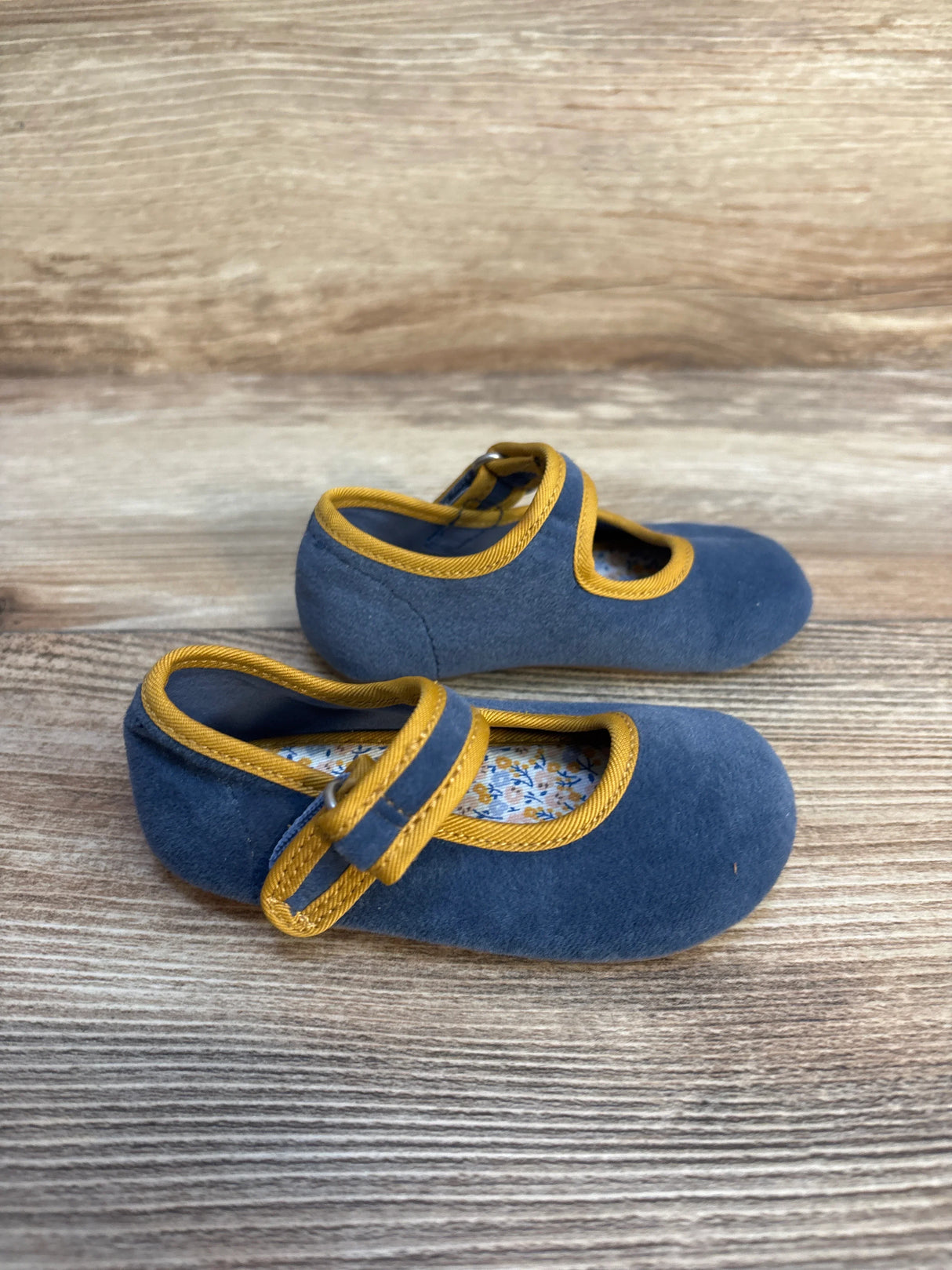 Zara Mary Jane Flats, Blue Velvet sz 4c