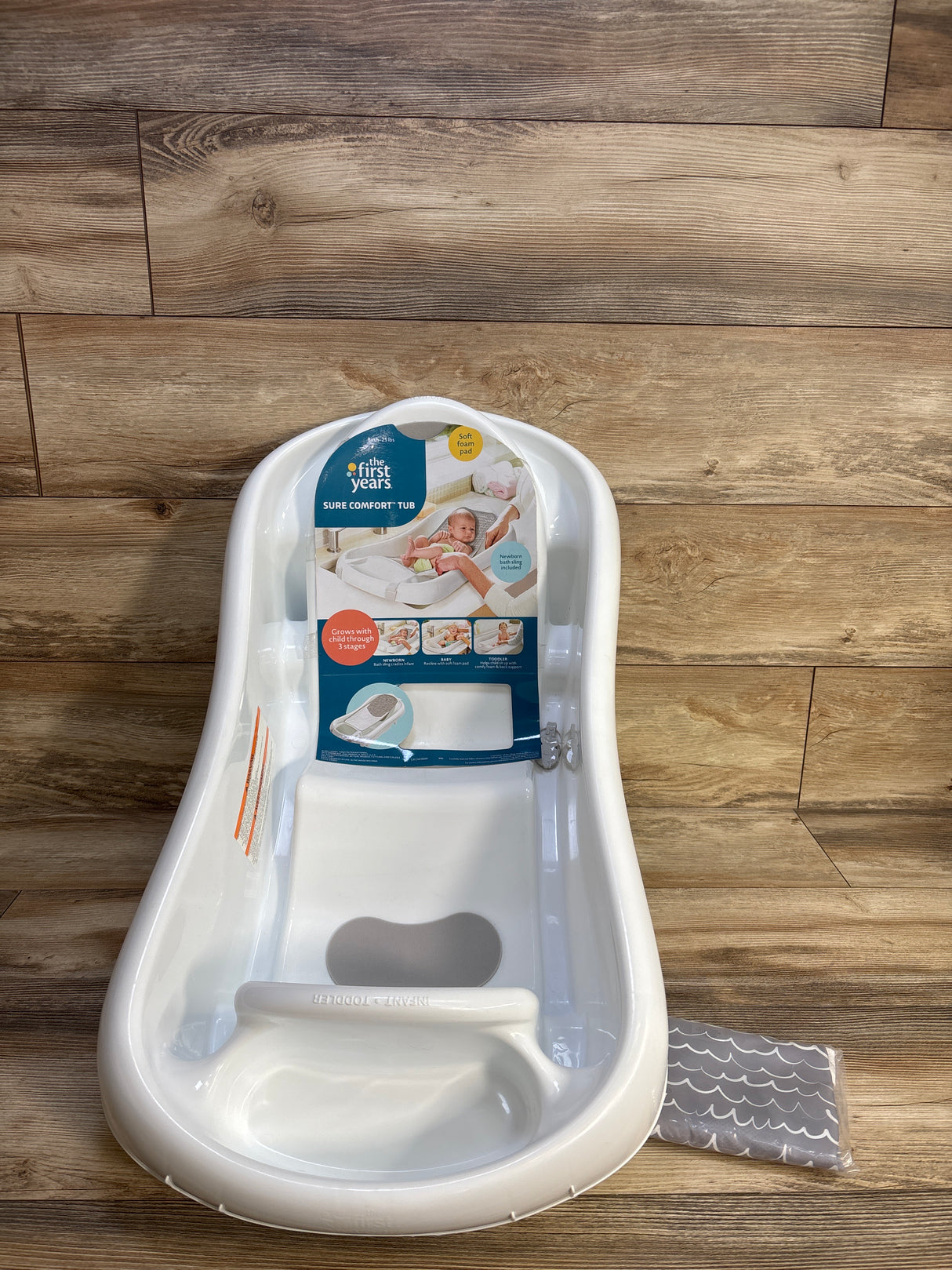 The First Years Sure Comfort Deluxe Newborn-to-Toddler Tub with Sling