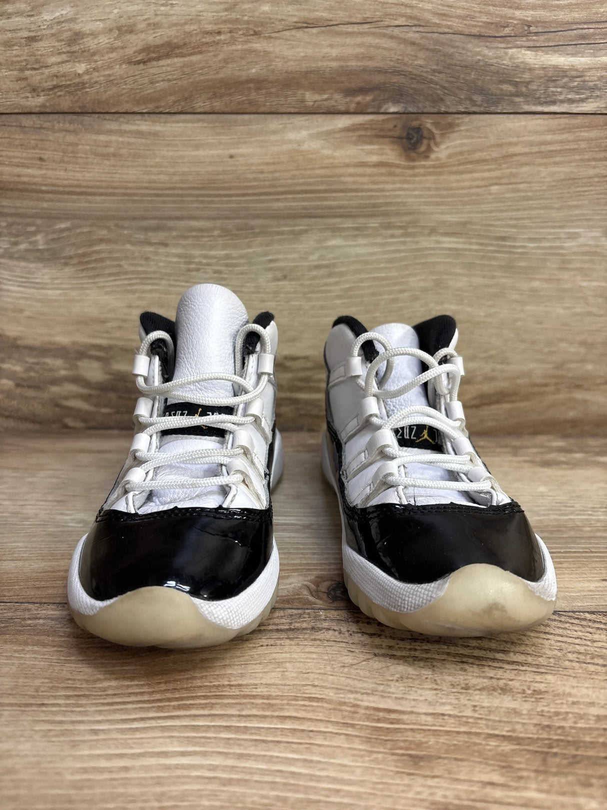 Air Jordan 11 Retro TD 'Gratitude / Defining Moments' Sneakers sz 10c