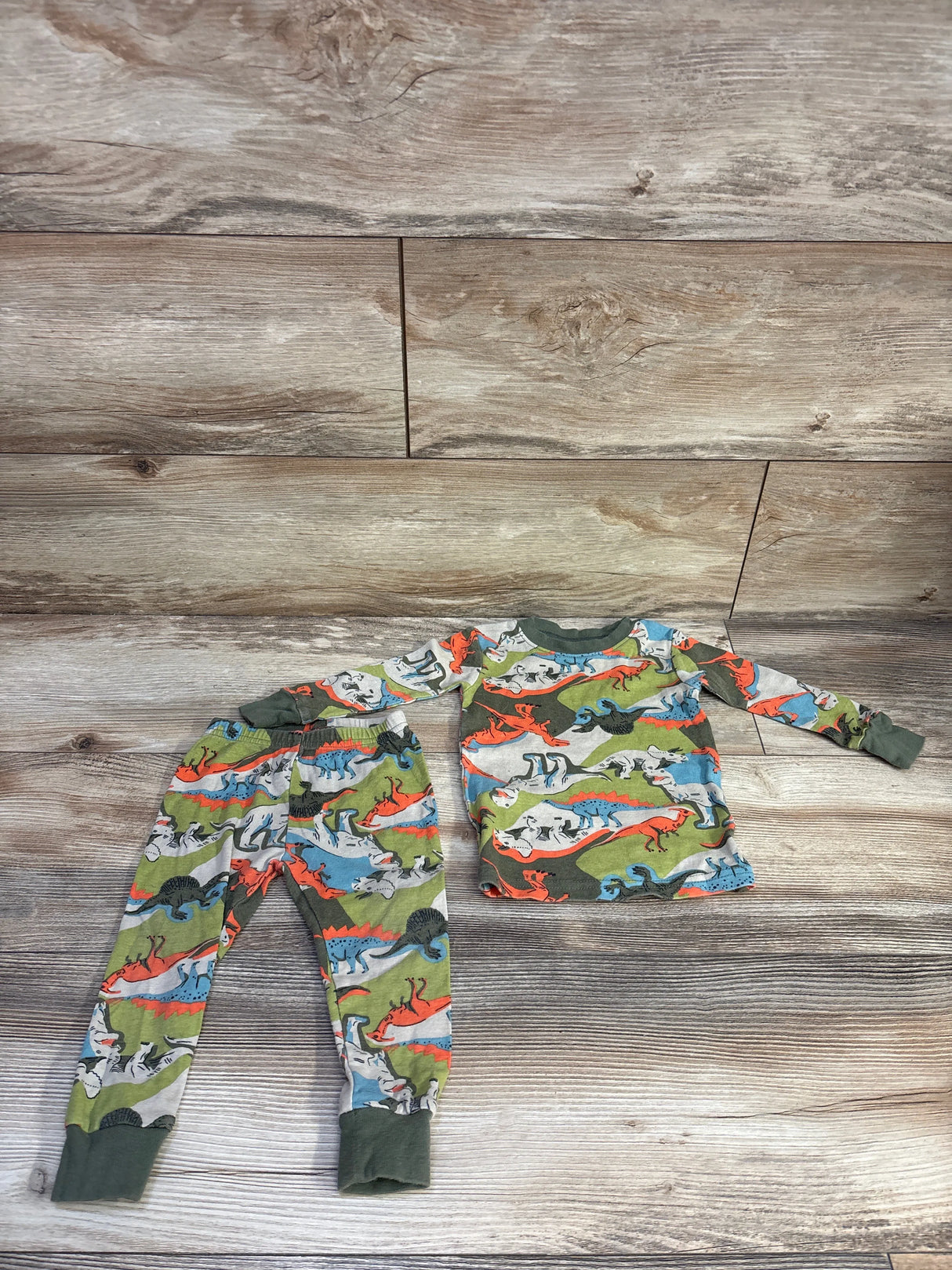 Carter's 2pc Pajama Set Green sz 12m