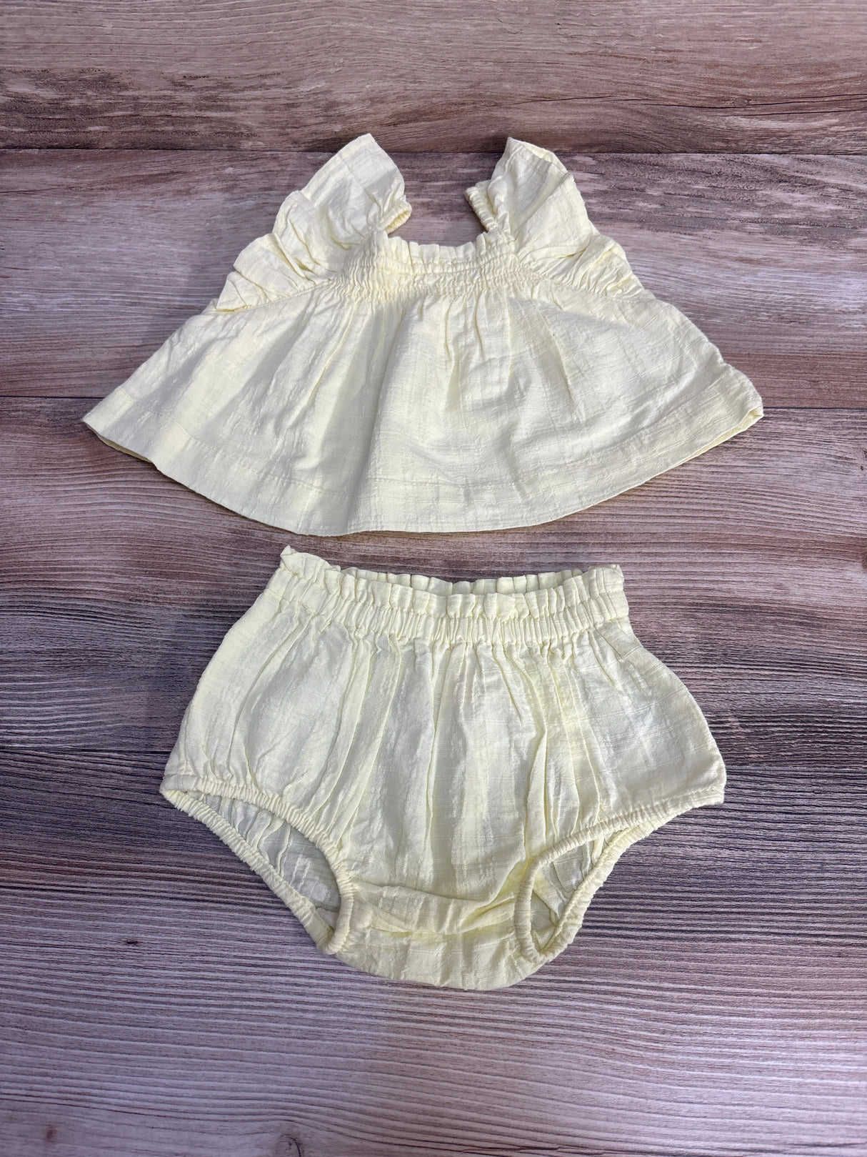 Cat & Jack 2pc Flutter Sleeve Top & Bottoms Yellow sz Newborn - Me n Mommy To Be