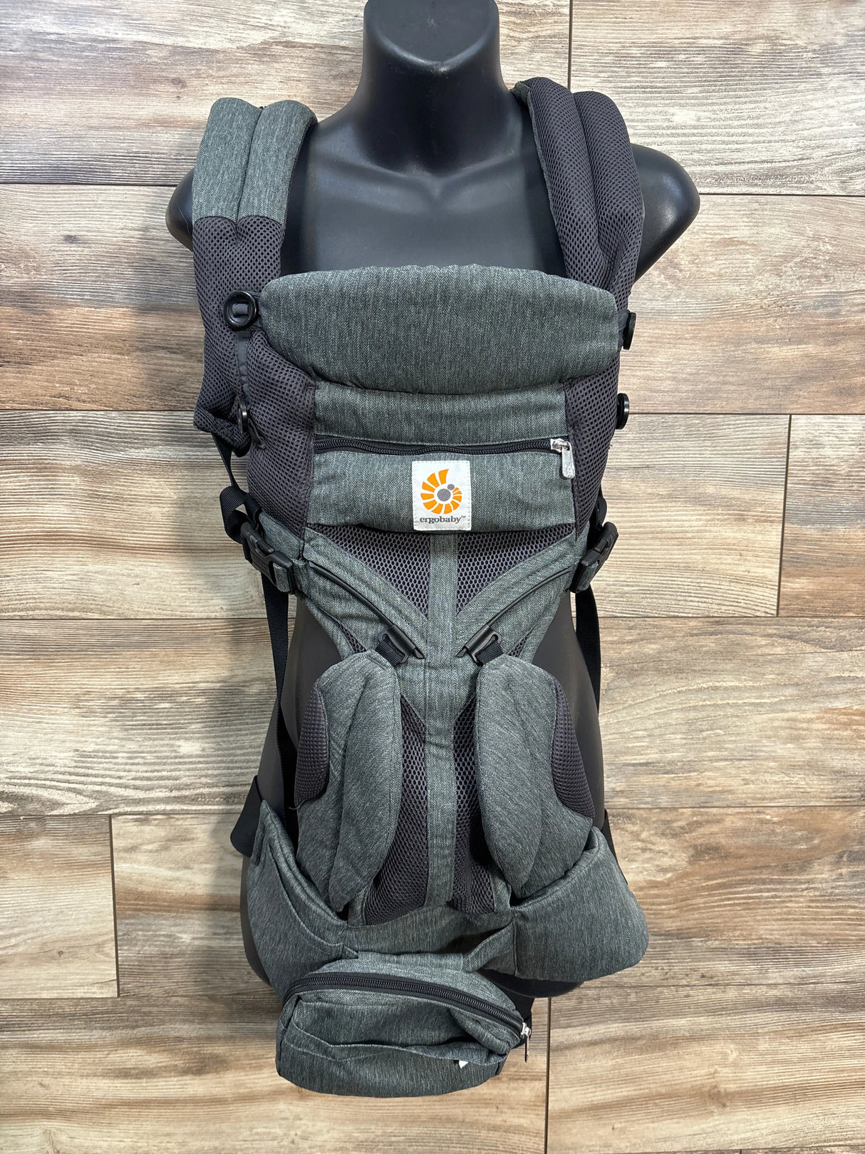 Ergobaby Omni 360 Cool Air Baby Carrier in Classic Weave 7-45lbs