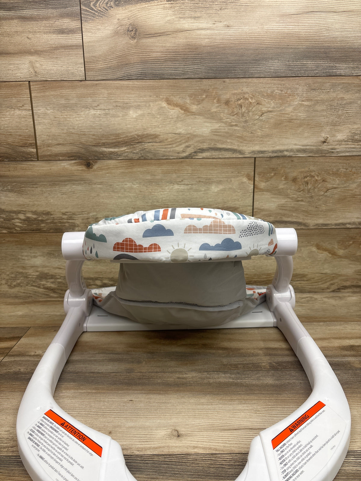 Fisher Price Sit-Me-Up Floor Seat in Rainbow Showers