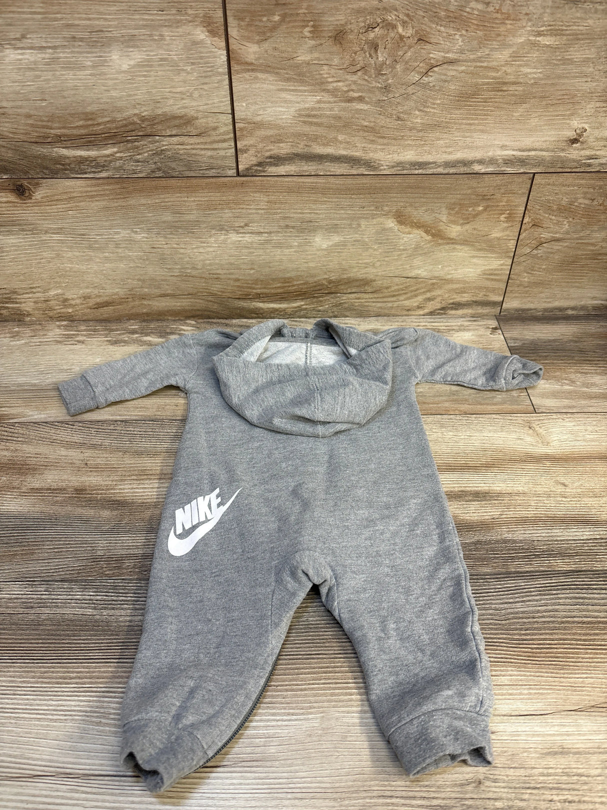 Nike Play All Day Hooded Coverall in Grey sz 6m