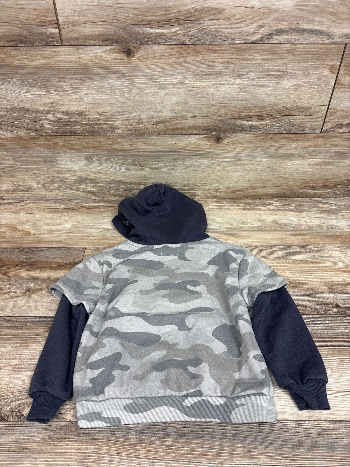 Grayson Mini Layered Camo Hoodie Grey sz 4T
