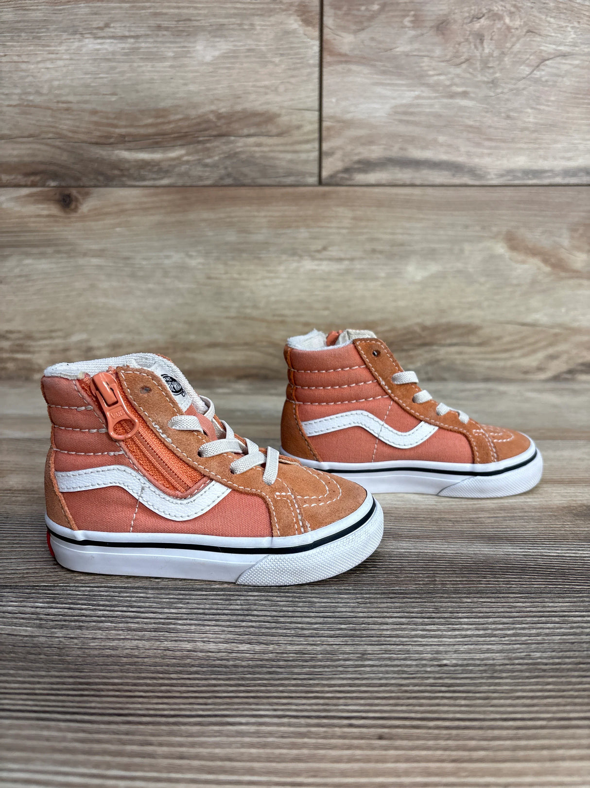 Vans Sk8-Hi Zip Sneakers, Peach sz 5c