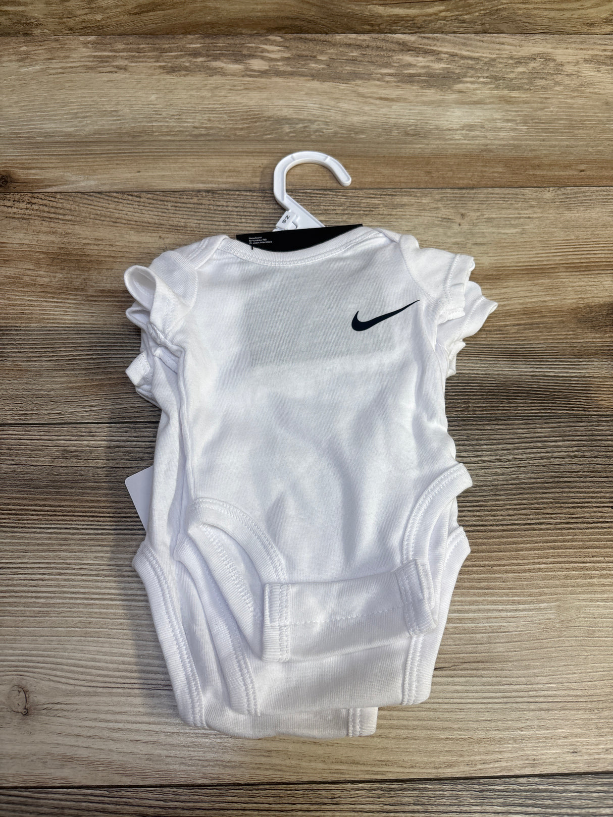 NEW Nike 3pk Bodysuits White sz Newborn
