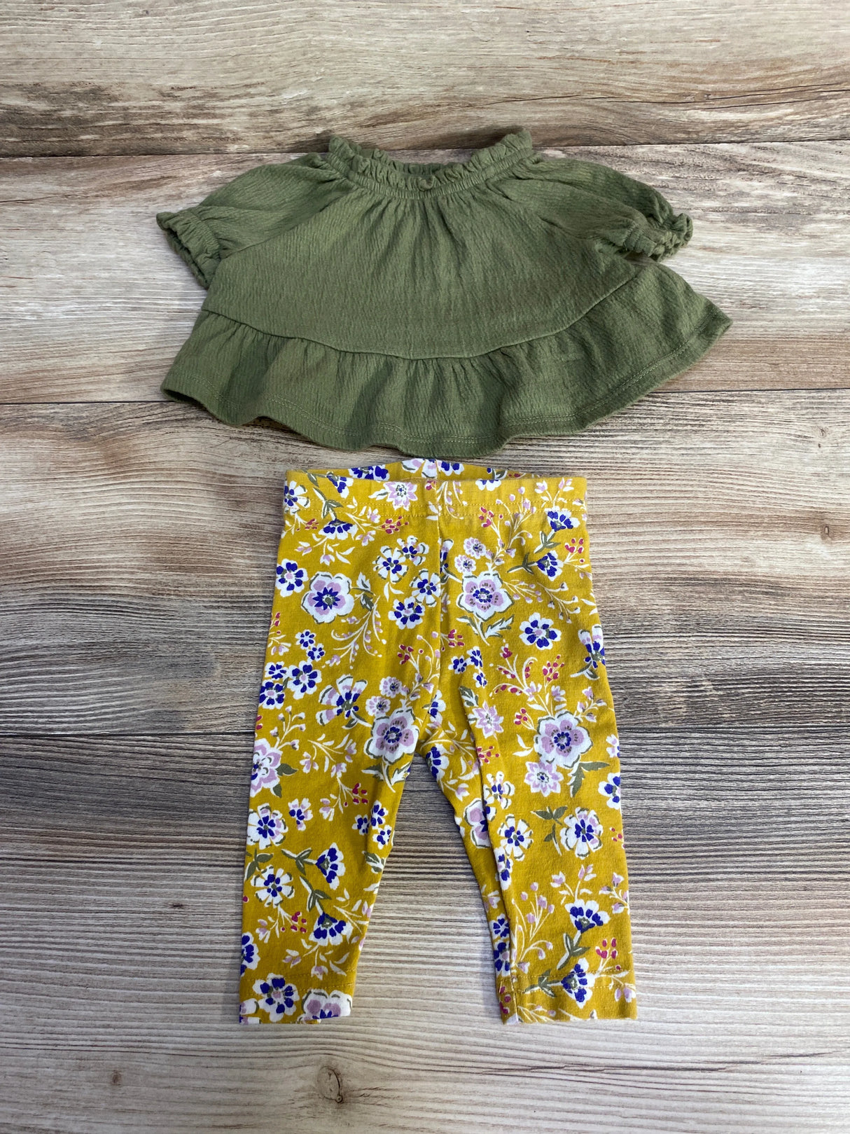 Carter's 2pc Shirt & Leggings Green sz 3m - Me n Mommy To Be