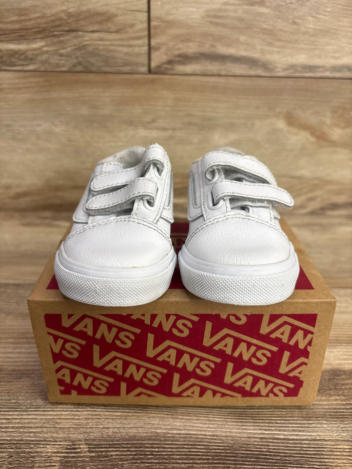 Vans Old Skool V Sneakers White sz 5c